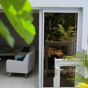  Hébergement de vacances Les Du Château D'ô